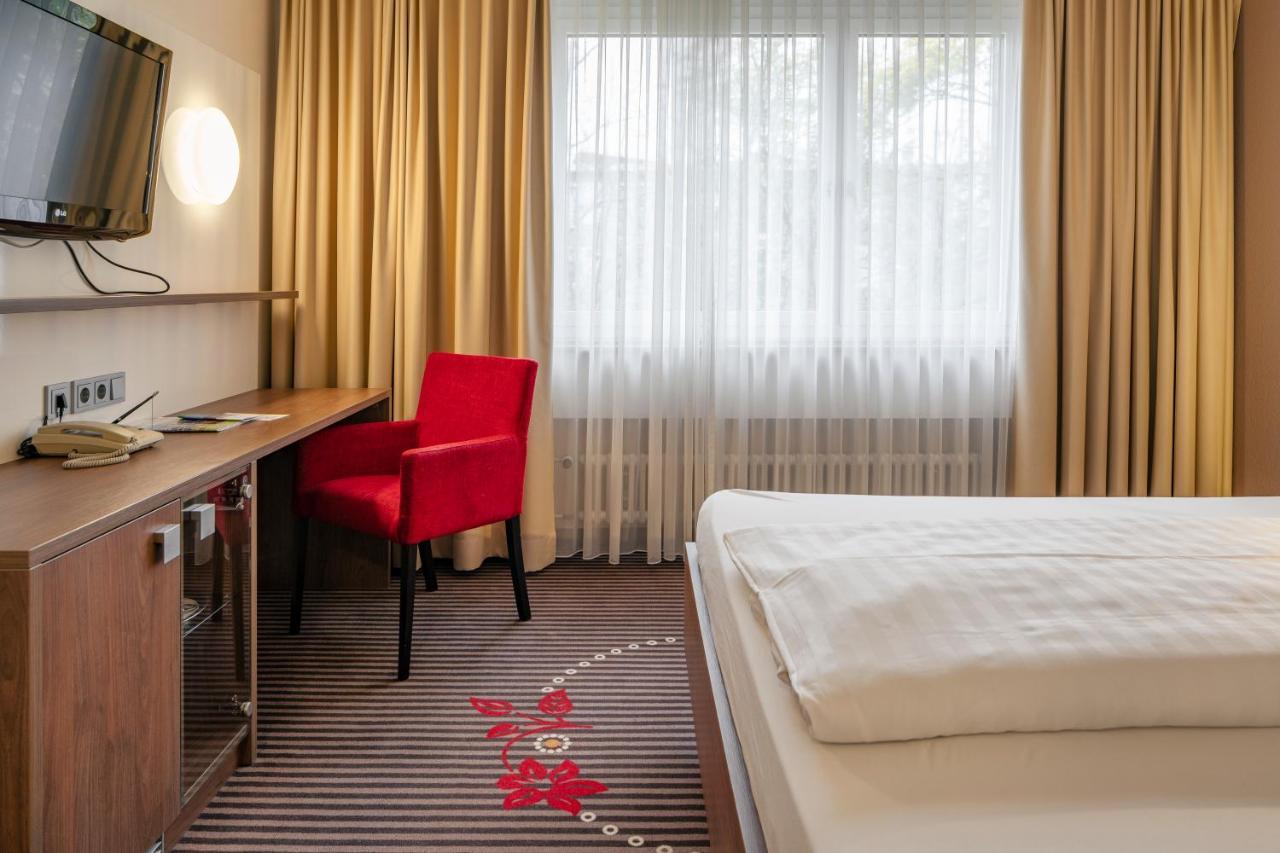 Hotel Fuchsen Kirchheim unter Teck Eksteriør bilde