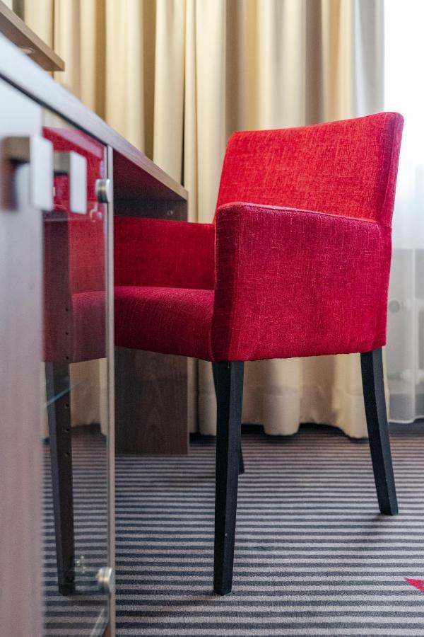 Hotel Fuchsen Kirchheim unter Teck Eksteriør bilde