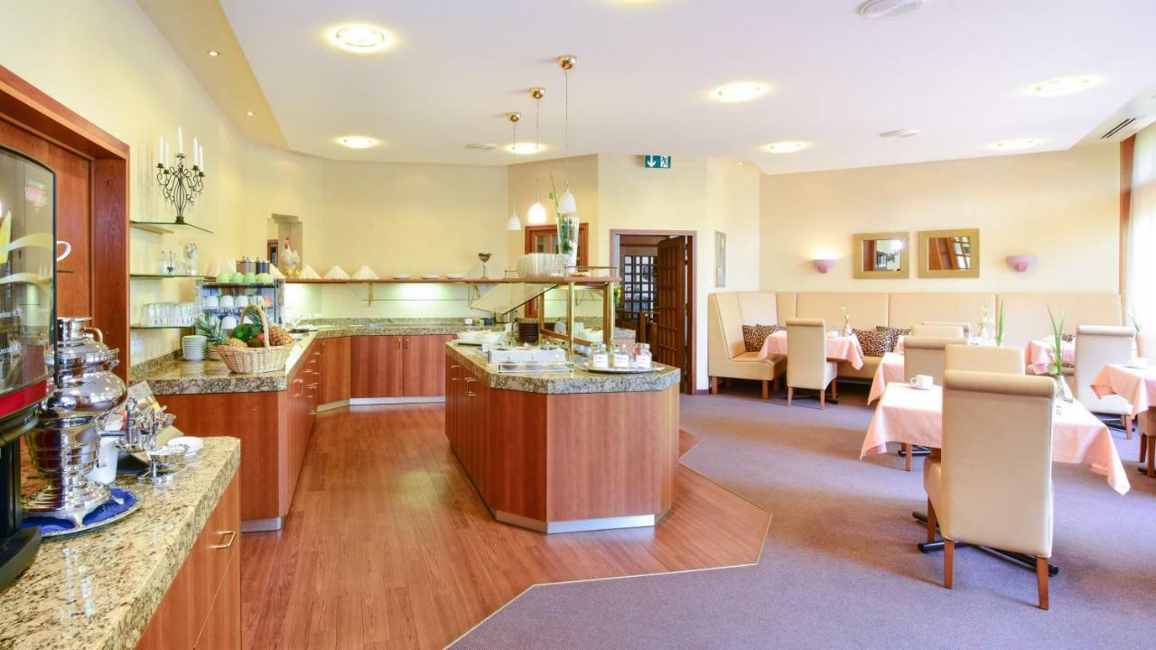 Hotel Fuchsen Kirchheim unter Teck Eksteriør bilde